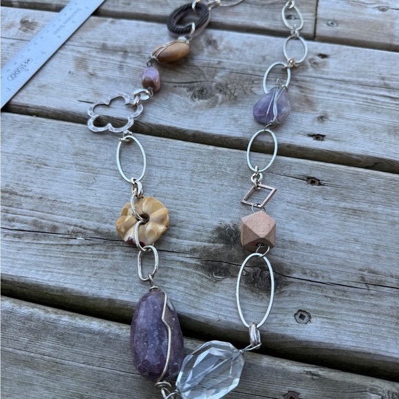 Long Necklace with stones - Picture 7 of 8